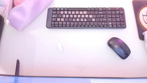    online show from November 6, 12:06 pm