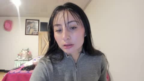 mia kaneee online show from October 9, 7:12 pm