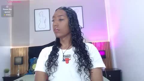 Snapshot of mia_kheleer chatting on February 16, 1:07 pm Mia online show from February 16, 1:07 pm