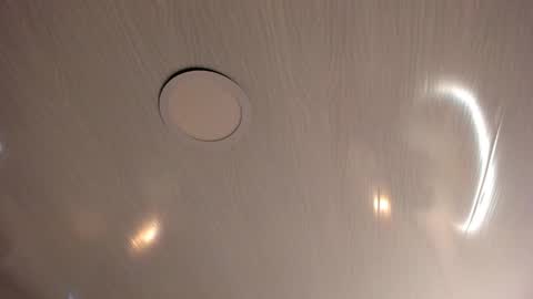 Mia online show from April 4, 8:17 pm