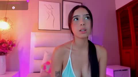 Snapshot of mia_levy chatting on May 28, 1:19 pm mia levy online show from May 28, 1:19 pm