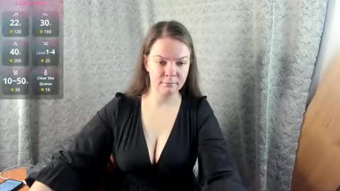 mia_lores online show from October 9, 8:12 am