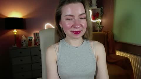 Mia online show from March 7, 10:45 am