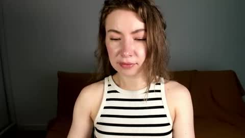 Mia online show from July 18, 7:12 am