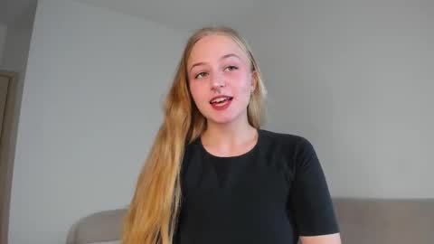 Mia here Appreciate your support online show from November 5, 12:16 pm