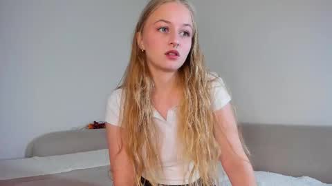 Mia here Appreciate your support online show from November 7, 12:49 pm