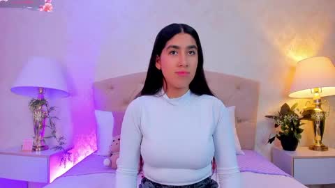 mia montess online show from June 2, 1:02 pm