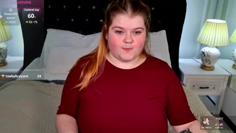 Snapshot of mia_of_your_dreams chatting on February 25, 5:44 pm Sweet Mia online show from February 25, 5:44 pm