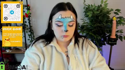 Mia online show from January 18, 1:09 am