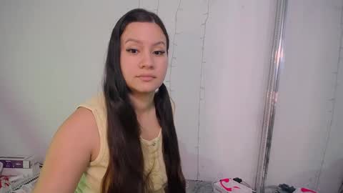 mia reys online show from January 5, 12:21 pm