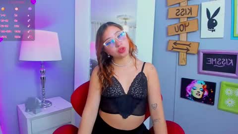 Mia  online show from September 9, 12:05 pm