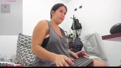 mia soman online show from December 1, 10:53 am