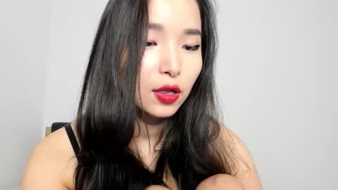 Snapshot of mia_soyun chatting on December 18, 1:28 pm Your Soyun online show from December 18, 1:28 pm