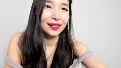 Snapshot of mia_soyun chatting on December 20, 2:24 pm Your Soyun online show from December 20, 2:24 pm