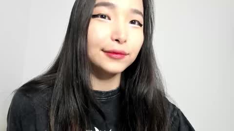 Snapshot of mia_soyun chatting on December 21, 1:40 pm Your Soyun online show from December 21, 1:40 pm