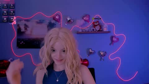 mia_starrr_ online show from February 23, 8:28 pm
