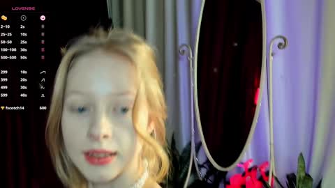 Mia online show from January 11, 12:01 am