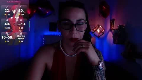 MIA  online show from December 15, 2:32 pm