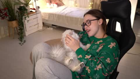 VixenMia online show from January 8, 7:34 am