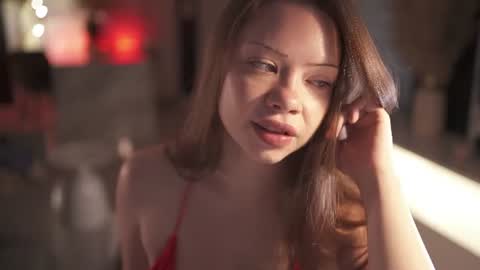 Snapshot of mia_vixen_ chatting on June 12, 3:49 am VixenMia online show from June 12, 3:49 am