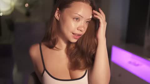 Snapshot of mia_vixen_ chatting on July 28, 3:57 am VixenMia online show from July 28, 3:57 am