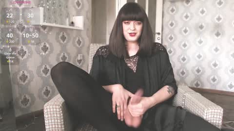 Snapshot of mia_wallase chatting on January 1, 3:03 pm mia_wallase online show from January 1, 3:03 pm