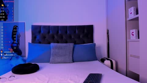    online show from January 9, 1:39 am