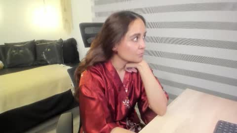 Mia   online show from November 22, 7:46 pm