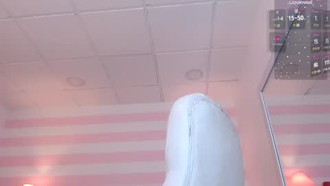 Mia online show from January 21, 3:10 pm