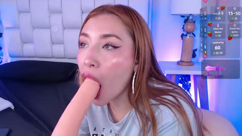 Mia online show from February 7, 12:28 pm