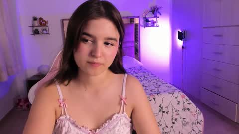 Mia  online show from March 27, 7:57 pm