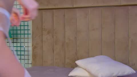 Snapshot of miaaddisonn chatting on January 19, 3:16 pm Mia online show from January 19, 3:16 pm