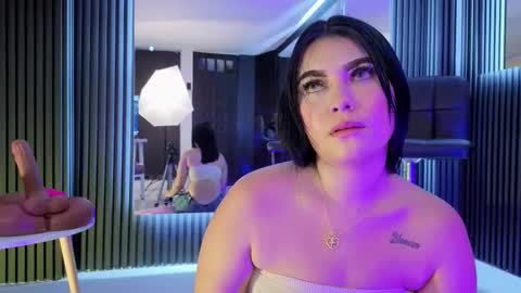 Miaa Farrel online show from February 20, 3:34 pm