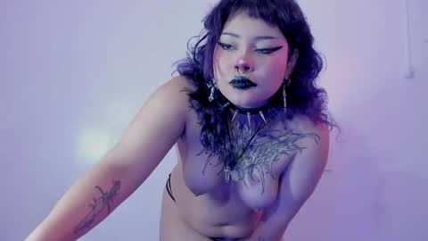 Mia online show from October 10, 4:11 am