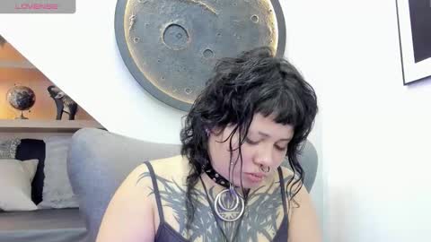 Snapshot of miaamane chatting on March 15, 12:55 pm Mia online show from March 15, 12:55 pm