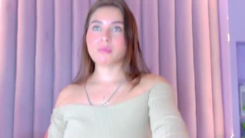 miaanderson__ online show from April 18, 11:36 am