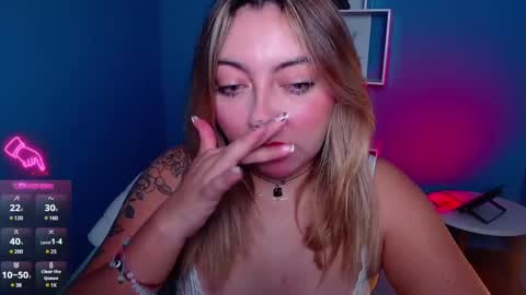 Andrea online show from December 8, 11:24 am