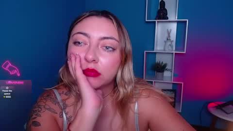 Andrea online show from December 9, 4:05 pm