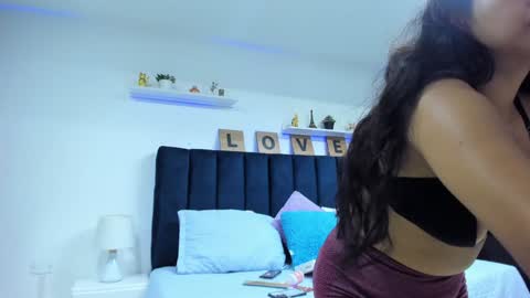 MIA online show from December 30, 2:53 am