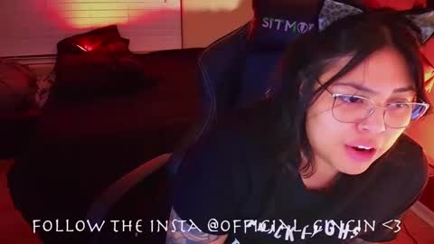 Mia online show from February 12, 2:35 am