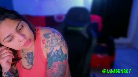 Mia online show from November 10, 1:04 am