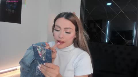 MiaCarper online show from December 22, 9:34 pm