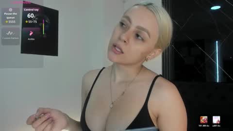 MiaCarper online show from February 11, 8:47 pm