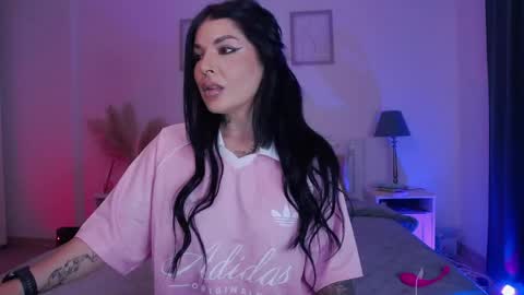 miacute4u online show from May 5, 6:05 pm