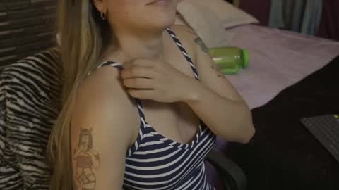 Mia online show from January 27, 6:41 am