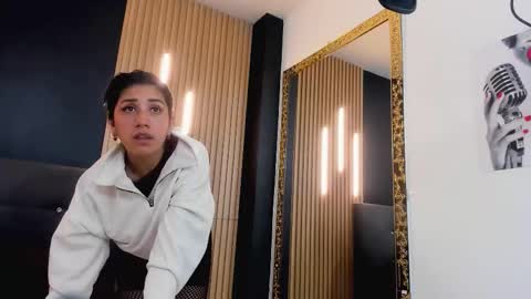 Mia Carter  Schedule 800 - 1430 gtm-5 online show from February 5, 2:16 am