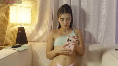 Mia Gomez online show from June 28, 2:28 am