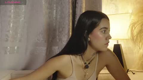 Mia Gomez online show from July 18, 3:54 am