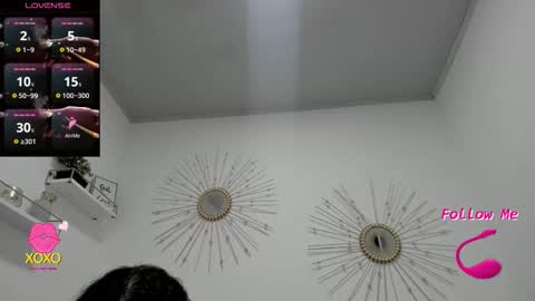 Miah Collins online show from November 11, 11:32 am