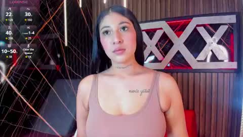 Snapshot of miah_palacio chatting on June 29, 6:52 am MIAH PALACIO online show from June 29, 6:52 am